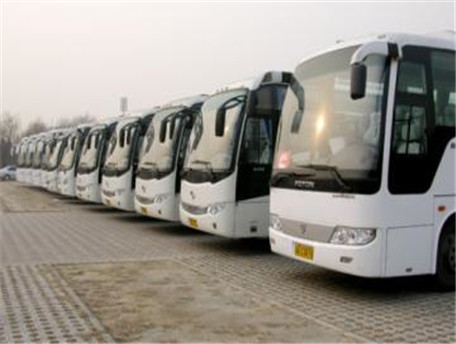 鄭州租賃19座中巴車需要多少錢？